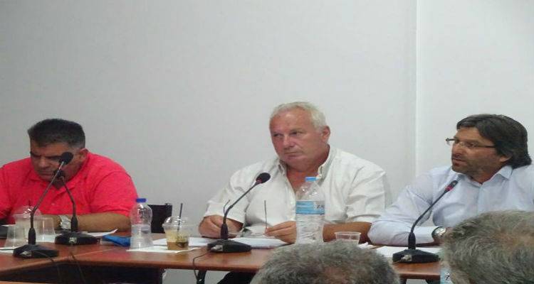 Της… Πανσελήνου έγινε στο Δημοτικό Συμβούλιο | Έντονος διάλογος μεταξύ τουΝ. Μαρινάκη και της Μ. Γαροφαλλίδου – Παπούλκα