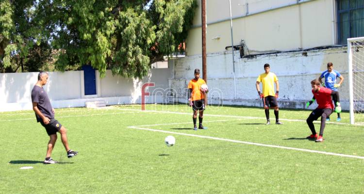 &Sigma;&tau;&eta; &Lambda;ή&mu;&nu;&omicron; &sigma;ή&mu;&epsilon;&rho;&alpha; &omicron;&iota; &pi;&alpha;&lambda;&alpha;ί&mu;&alpha;&chi;&omicron;&iota; ά&sigma;&sigma;&omicron;&iota; &tau;&eta;&sigmaf; &Alpha;&Epsilon;&Kappa;! (photos)