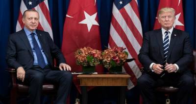 &Eta;&Pi;&Alpha;: &Epsilon;&gamma;&kappa;&rho;ί&theta;&eta;&kappa;&epsilon; &omicron; &alpha;&mu;&upsilon;&nu;&tau;&iota;&kappa;ό&sigmaf; &pi;&rho;&omicron;ϋ&pi;&omicron;&lambda;&omicron;&gamma;&iota;&sigma;&mu;ό&sigmaf; - &laquo;&Pi;&alpha;&gamma;ώ&nu;&epsilon;&iota;&raquo; &eta; &pi;ώ&lambda;&eta;&sigma;&eta; ό&pi;&lambda;&omega;&nu; &sigma;&tau;&eta;&nu; &Tau;&omicron;&upsilon;&rho;&kappa;ί&alpha;
