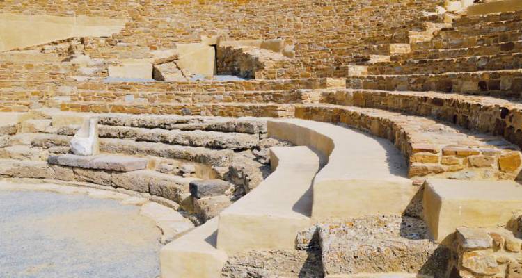 &Lambda;ή&mu;&nu;&omicron;&sigmaf;: &Pi;&rho;ό&sigma;&lambda;&eta;&psi;&eta; &epsilon;&nu;ό&sigmaf; &epsilon;&rho;&gamma;ά&tau;&eta; &sigma;&tau;&eta;&nu; &Epsilon;&phi;&omicron;&rho;&epsilon;ί&alpha; &Alpha;&rho;&chi;&alpha;&iota;&omicron;&tau;ή&tau;&omega;&nu; &Lambda;έ&sigma;&beta;&omicron;&upsilon;