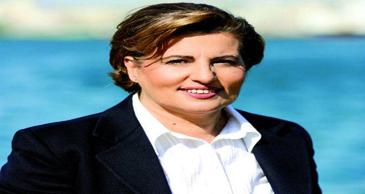 &Epsilon;&nu; &alpha;&nu;&alpha;&mu;&omicron;&nu;ή &epsilon;&xi;&epsilon;&lambda;ί&xi;&epsilon;&omega;&nu; &eta; &pi;&alpha;&rho;ά&tau;&alpha;&xi;&eta; &Kappa;&alpha;&lambda;&omicron;&gamma;ή&rho;&omicron;&upsilon;