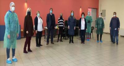 &Delta;&omega;&rho;&epsilon;ά 1.000 rapid tests &sigma;&tau;&omicron; &Delta;ή&mu;&omicron; &Lambda;ή&mu;&nu;&omicron;&upsilon;