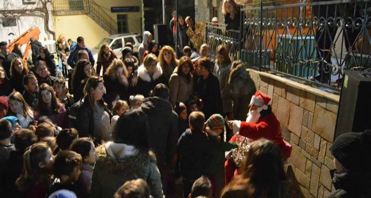 Χριστουγεννιάτικη γιορτή από την Ηφαιστία Κοντοπουλίου