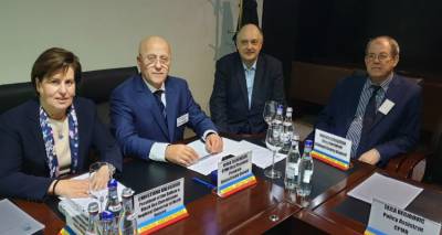 &Eta; &Chi;&rho;. &Kappa;&alpha;&lambda;&omicron;&gamma;ή&rho;&omicron;&upsilon; &epsilon;&pi;&alpha;&nu;&epsilon;&xi;&epsilon;&lambda;έ&gamma;&eta; &pi;&rho;ό&epsilon;&delta;&rho;&omicron;&sigmaf; &tau;&eta;&sigmaf; &Epsilon;&pi;&iota;&tau;&rho;&omicron;&pi;ή&sigmaf; &tau;&omega;&nu; &Beta;&alpha;&lambda;&kappa;&alpha;&nu;ί&omega;&nu; &kappa;&alpha;&iota; &tau;&omicron;&upsilon; &Epsilon;ύ&xi;&epsilon;&iota;&nu;&omicron;&upsilon; &Pi;ό&nu;&tau;&omicron;&upsilon; &tau;&eta;&sigmaf; CPMR