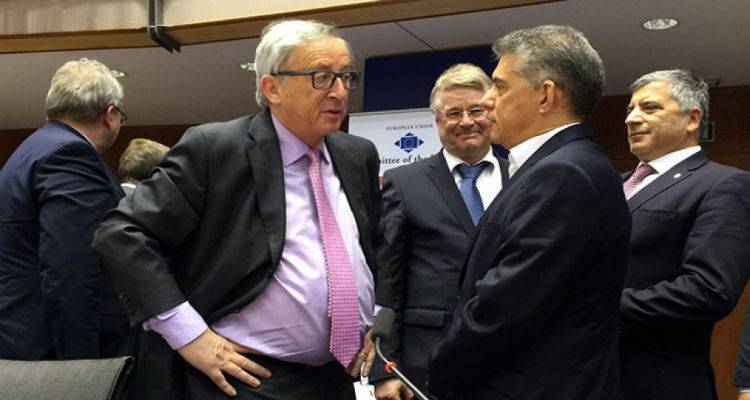 &Mu;&epsilon;&gamma;&alpha;&lambda;ύ&tau;&epsilon;&rho;&eta; &beta;&omicron;ή&theta;&epsilon;&iota;&alpha; &zeta;ή&tau;&eta;&sigma;&alpha;&nu; &omicron;&iota; &Pi;&epsilon;&rho;&iota;&phi;&epsilon;&rho;&epsilon;&iota;ά&rho;&chi;&epsilon;&sigmaf; &alpha;&pi;ό &tau;&omicron;&nu; &Gamma;&iota;&omicron;&upsilon;&nu;&kappa;&epsilon;&rho;