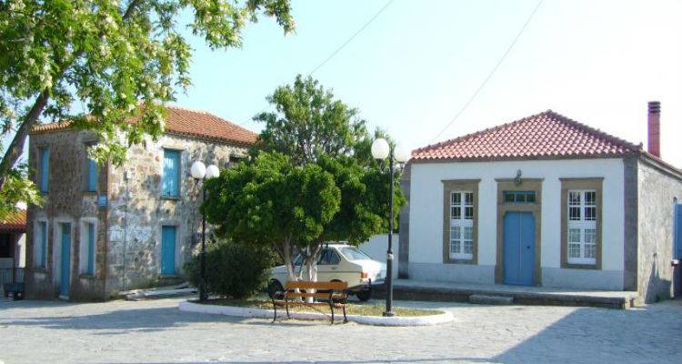 &Delta;&iota;&alpha;&kappa;&omicron;&pi;ή &rho;&epsilon;ύ&mu;&alpha;&tau;&omicron;&sigmaf; &alpha;ύ&rho;&iota;&omicron; &sigma;&tau;&alpha; &Lambda;ύ&chi;&nu;&alpha;