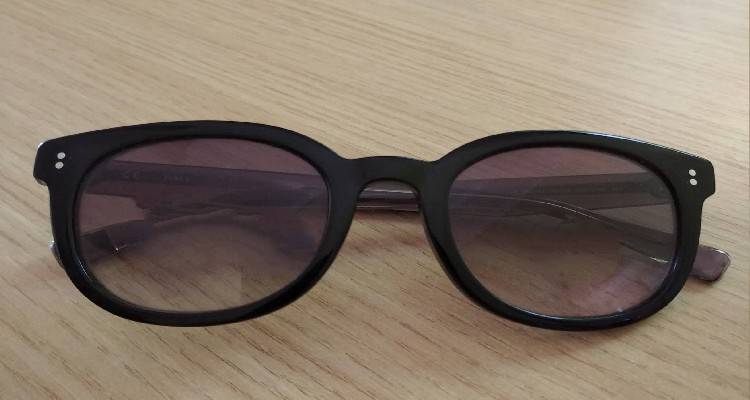 &Lambda;ή&mu;&nu;&omicron;&sigmaf;: &Xi;&epsilon;&chi;&alpha;&sigma;&mu;έ&nu;&alpha; &gamma;&upsilon;&alpha;&lambda;&iota;ά &eta;&lambda;ί&omicron;&upsilon; | &Mu;ή&pi;&omega;&sigmaf; &epsilon;ί&nu;&alpha;&iota; &delta;&iota;&kappa;ά &sigma;&alpha;&sigmaf;;