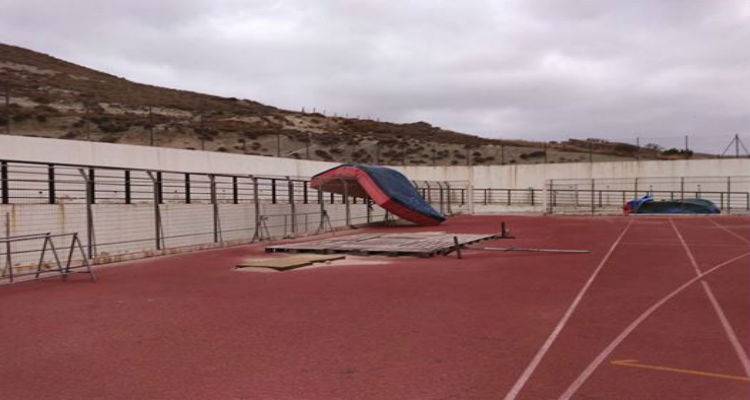 &Omicron; &alpha;έ&rho;&alpha;&sigmaf; &pi;ή&rho;&epsilon; &kappa;&alpha;&iota; &pi;έ&tau;&alpha;&xi;&epsilon; &tau;&omicron; &sigma;&tau;&rho;ώ&mu;&alpha; &tau;&omicron;&upsilon; &tau;&mu;ή&mu;&alpha;&tau;&omicron;&sigmaf; &sigma;&tau;ί&beta;&omicron;&upsilon; &tau;&eta;&sigmaf; &Alpha;&Epsilon; &Lambda;ή&mu;&nu;&omicron;&upsilon;