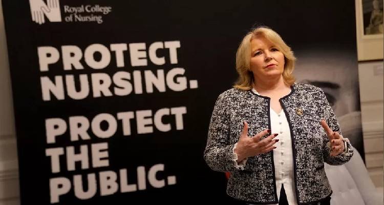 &Beta;&rho;&epsilon;&tau;&alpha;&nu;ί&alpha; : &ldquo;&Alpha;&pi;&epsilon;&rho;&gamma;&iota;&alpha;&kappa;ή &kappa;ό&lambda;&alpha;&sigma;&eta;&rdquo;