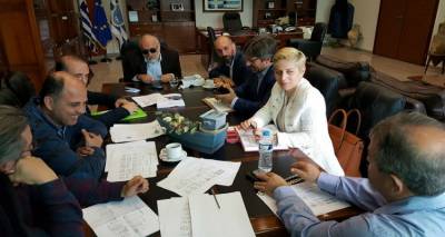 &Sigma;&tau;&eta;&nu; &Alpha;&theta;ή&nu;&alpha; &gamma;&iota;&alpha; &tau;&omicron; &alpha;&kappa;&tau;&omicron;&pi;&lambda;&omicron;ϊ&kappa;ό &Mu;&alpha;&rho;&iota;&nu;ά&kappa;&eta;&sigmaf; &ndash; &Sigma;&phi;&epsilon;&nu;&delta;ύ&lambda;&eta;&sigmaf; &ndash; &Tau;&sigma;&alpha;&nu;&tau;&alpha;&rho;&lambda;&iota;ώ&tau;&eta;&sigmaf;