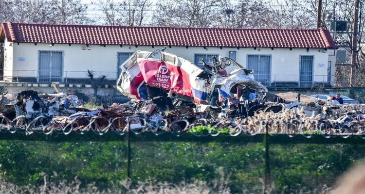 &Tau;έ&mu;&pi;&eta;: &Tau;&omicron; &pi;ό&rho;&iota;&sigma;&mu;&alpha; &tau;&eta;&sigmaf; &Pi;&upsilon;&rho;&omicron;&sigma;&beta;&epsilon;&sigma;&tau;&iota;&kappa;ή&sigmaf; - &laquo;&Delta;&epsilon;&nu; &upsilon;&pi;ά&rho;&chi;&omicron;&upsilon;&nu; ί&chi;&nu;&eta; &kappa;&alpha;ύ&sigma;&eta;&sigmaf; &sigma;&tau;&eta; &delta;&epsilon;ύ&tau;&epsilon;&rho;&eta; &kappa;&alpha;&mu;&pi;ί&nu;&alpha;&raquo;