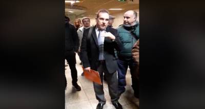 &Alpha;&pi;&alpha;&iota;&sigma;&iota;ό&delta;&omicron;&xi;&alpha; &tau;&alpha; &pi;&rho;ώ&tau;&alpha; &mu;&eta;&nu;ύ&mu;&alpha;&tau;&alpha; &gamma;&iota;&alpha; &tau;&eta; &delta;&iota;&alpha;&tau;ή&rho;&eta;&sigma;&eta; &tau;&omicron;&upsilon; &mu;&epsilon;&iota;&omega;&mu;έ&nu;&omicron;&upsilon; &Phi;&Pi;&Alpha; &sigma;&tau;&eta; &Lambda;ή&mu;&nu;&omicron; (video)