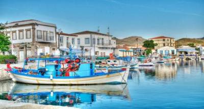 Αντιδρά ο Όμιλος Ανεμόεσσα στην παραχώρηση της Πλατείας 8ης Οκτωβρίου στο μικρό λιμανάκι Μύρινας