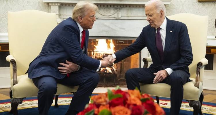 Το «welcome back» του Μπάιντεν στον Τραμπ στον Λευκό Οίκο -Το παρασκήνιο της συνάντησης [εικόνες και βίντεο]