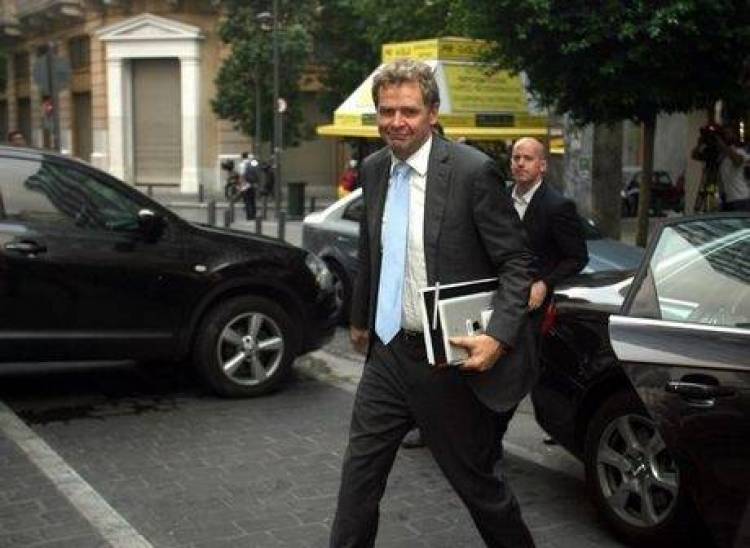 &Epsilon;&mu;&pi;&lambda;&omicron;&kappa;ή &kappa;&alpha;&iota; &pi;ά&lambda;&iota; &mu;&epsilon; &tau;&eta;&nu; &tau;&rho;ό&iota;&kappa;&alpha;. &Nu;έ&omicron;&sigmaf; &gamma;ύ&rho;&omicron;&sigmaf; &delta;&iota;&alpha;&pi;&rho;&alpha;&gamma;&mu;ά&tau;&epsilon;&upsilon;&sigma;&eta;&sigmaf; &sigma;ή&mu;&epsilon;&rho;&alpha;