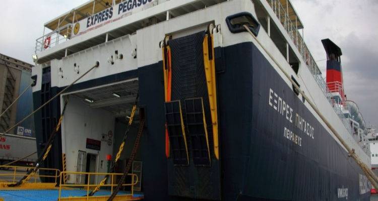 Μαρία Κακαλή: «Η μείωση των απευθείας συνδέσεων του Αγίου Ευστρατίου με την Καβάλα πλήττει το νησί»