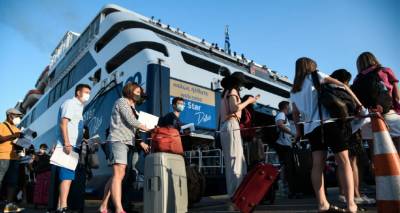Ανεμβολίαστοι: Επιστροφή από τα νησιά με υποχρεωτικό self test