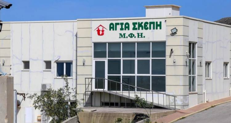 &Gamma;&eta;&rho;&omicron;&kappa;&omicron;&mu;&epsilon;ί&omicron; &Chi;&alpha;&nu;ί&omega;&nu;: &Xi;&epsilon;&kappa;ί&nu;&eta;&sigma;&epsilon; &eta; &delta;ί&kappa;&eta; &gamma;&iota;&alpha; &tau;&omicron;&nu; &theta;ά&nu;&alpha;&tau;&omicron; 32 &eta;&lambda;&iota;&kappa;&iota;&omega;&mu;έ&nu;&omega;&nu; | &Kappa;&alpha;&tau;έ&theta;&epsilon;&sigma;&alpha;&nu; &sigma;&upsilon;&gamma;&gamma;&epsilon;&nu;&epsilon;ί&sigmaf; &tau;&omega;&nu; &theta;&upsilon;&mu;ά&tau;&omega;&nu;