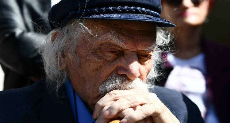 Μανώλης Γλέζος: Αποστροφή, απογοήτευση και θλίψη