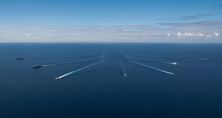 &Sigma;&upsilon;&rho;ί&gamma;&omicron;&sigmaf;: &Tau;&iota; &pi;&rho;&omicron;&beta;&lambda;έ&pi;&omicron;&upsilon;&nu; &omicron;&iota; &Sigma;&upsilon;&nu;&theta;ή&kappa;&epsilon;&sigmaf; &gamma;&iota;&alpha; &tau;&eta;&nu; ά&mu;&upsilon;&nu;&alpha; &tau;&eta;&sigmaf; &Lambda;ή&mu;&nu;&omicron;&upsilon; &kappa;&alpha;&iota; &tau;&omega;&nu; &upsilon;&pi;ό&lambda;&omicron;&iota;&pi;&omega;&nu; &nu;&eta;&sigma;&iota;ώ&nu;