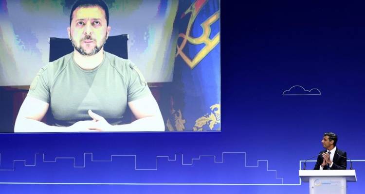 &Pi;ό&lambda;&epsilon;&mu;&omicron;&sigmaf; &sigma;&tau;&eta;&nu; &Omicron;&upsilon;&kappa;&rho;&alpha;&nu;ί&alpha;: &Eta; &pi;&rho;&omicron;&sigma;&pi;ά&theta;&epsilon;&iota;&alpha; &gamma;&iota;&alpha; &tau;&eta;&nu; &alpha;&nu;&omicron;&iota;&kappa;&omicron;&delta;ό&mu;&eta;&sigma;&eta; &tau;&eta;&sigmaf; &chi;ώ&rho;&alpha;&sigmaf; &xi;&epsilon;&kappa;&iota;&nu;ά &mu;&epsilon; &tau;&alpha; 3 &delta;&iota;&sigma;. &delta;&omicron;&lambda;ά&rho;&iota;&alpha; &tau;&omicron;&upsilon; &Eta;&nu;&omega;&mu;έ&nu;&omicron;&upsilon; &Beta;&alpha;&sigma;&iota;&lambda;&epsilon;ί&omicron;&upsilon;