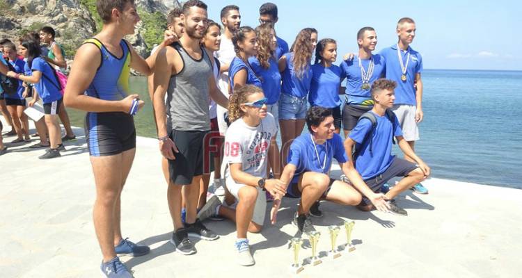 &Lambda;ή&mu;&nu;&omicron;&sigmaf;: &Mu;&epsilon; &epsilon;&pi;&iota;&tau;&upsilon;&chi;ί&alpha; &pi;&rho;&alpha;&gamma;&mu;&alpha;&tau;&omicron;&pi;&omicron;&iota;ή&theta;&eta;&kappa;&alpha;&nu; &omicron;&iota; 15&omicron;&iota; &Alpha;&iota;&gamma;&alpha;&iota;&omicron;&pi;&epsilon;&lambda;&alpha;&gamma;ί&tau;&iota;&kappa;&omicron;&iota; &Alpha;&gamma;ώ&nu;&epsilon;&sigmaf; &Kappa;&omega;&pi;&eta;&lambda;&alpha;&sigma;ί&alpha;&sigmaf; (photos &amp; video)