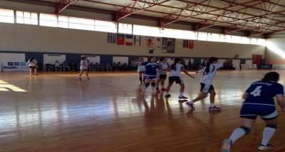 Με προβάδισμα η Εθνική Νεανίδων Χάντμπολ στο πρώτο ημίχρονο (photos)