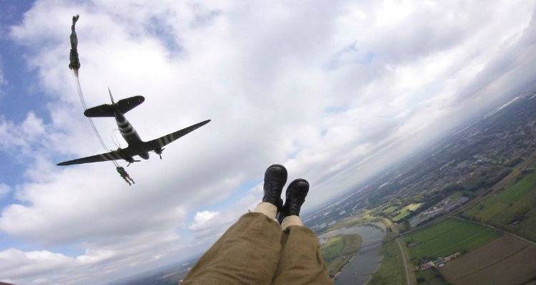 &Lambda;&eta;&mu;&nu;&iota;ό&sigmaf; &omicron; &pi;&rho;ώ&tau;&omicron;&sigmaf; Έ&lambda;&lambda;&eta;&nu;&alpha;&sigmaf; &alpha;&lambda;&epsilon;&xi;&iota;&pi;&tau;&omega;&tau;&iota;&sigma;&tau;ή&sigmaf; &sigma;&tau;&eta;&nu; &epsilon;&kappa;&delta;ή&lambda;&omega;&sigma;&eta; &laquo;MARKET GARDEN " 1944-2017&raquo;