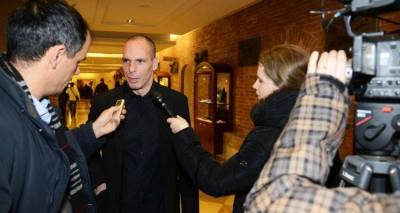 &Beta;&alpha;&rho;&omicron;&upsilon;&phi;ά&kappa;&eta;&sigmaf;: &Eta; &epsilon;&lambda;&lambda;&eta;&nu;&iota;&kappa;ή &kappa;&upsilon;&beta;έ&rho;&nu;&eta;&sigma;&eta; &epsilon;&pi;&iota;&theta;&upsilon;&mu;&epsilon;ί &tau;&eta;&nu; &epsilon;&phi;&alpha;&rho;&mu;&omicron;&gamma;ή &mu;&epsilon;&tau;&alpha;&rho;&rho;&upsilon;&theta;&mu;ί&sigma;&epsilon;&omega;&nu;