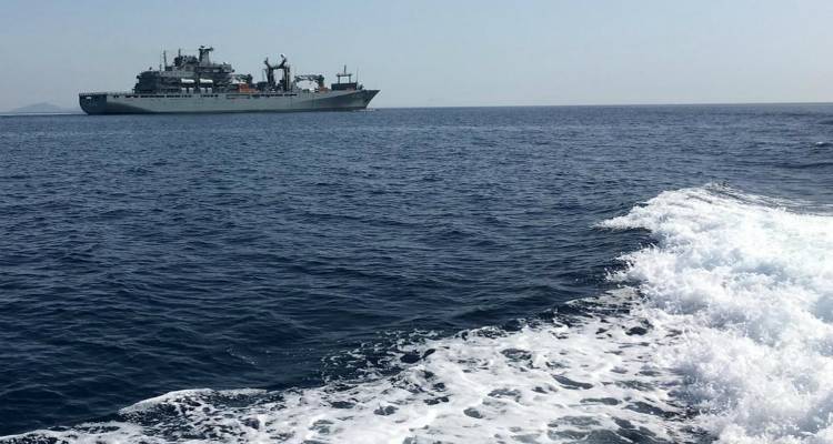 &Epsilon;&pi;&iota;&mu;έ&nu;&epsilon;&iota; &eta; &Tau;&omicron;&upsilon;&rho;&kappa;ί&alpha; &gamma;&iota;&alpha; &tau;&epsilon;&rho;&mu;&alpha;&tau;&iota;&sigma;&mu;ό &tau;&eta;&sigmaf; &alpha;&pi;&omicron;&sigma;&tau;&omicron;&lambda;ή&sigmaf; &tau;&omicron;&upsilon; NATO &sigma;&tau;&eta; &Mu;&epsilon;&sigma;ό&gamma;&epsilon;&iota;&omicron;