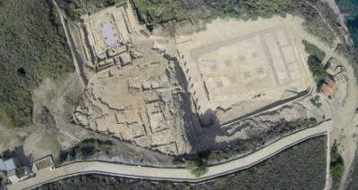 &Lambda;ή&mu;&nu;&omicron;&sigmaf;: &Pi;&rho;&omicron;&sigma;&lambda;ή&psi;&epsilon;&iota;&sigmaf; &gamma;&iota;&alpha; 1 &chi;&rho;ό&nu;&omicron; &sigma;&tau;&omicron; &Iota;&epsilon;&rho;ό &tau;&omega;&nu; &Kappa;&alpha;&beta;&epsilon;ί&rho;&omega;&nu;