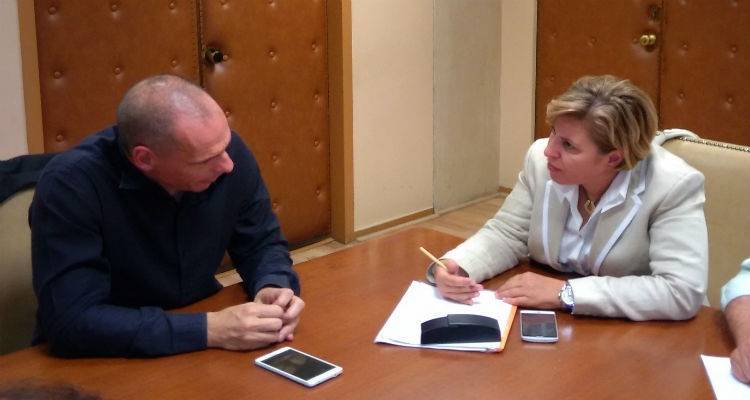 Χωρίς αποτέλεσμα η συνάντηση των Περιφερειαρχών με τον Βαρουφάκη | «Ανεπανόρθωτη η ζημιά από την  κατάργηση του μειωμένου ΦΠΑ των νησιών»