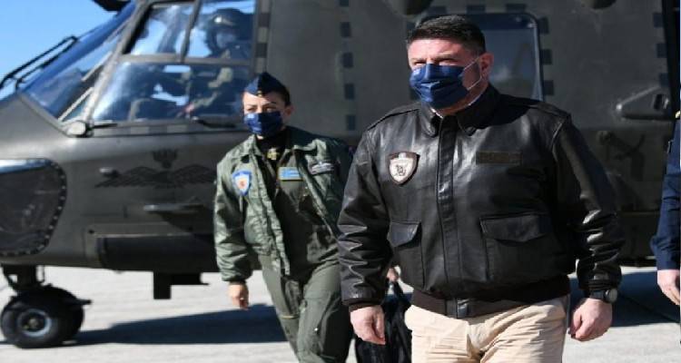 Νέα πρόκληση: Οι Τούρκοι παρενόχλησαν μέσω ασυρμάτου ελικόπτερο που μετέφερε τον Χαρδαλιά στον Άη Στράτη