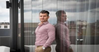 &Sigma;&tau;&omicron;&upsilon;&sigmaf; 100 &pi;&lambda;&omicron;&upsilon;&sigma;&iota;ό&tau;&epsilon;&rho;&omicron;&upsilon;&sigmaf; &nu;έ&omicron;&upsilon;&sigmaf; &tau;&eta;&sigmaf; &Alpha;&upsilon;&sigma;&tau;&rho;&alpha;&lambda;ί&alpha;&sigmaf;... έ&nu;&alpha;&sigmaf; &Lambda;&eta;&mu;&nu;&iota;ό&sigmaf;