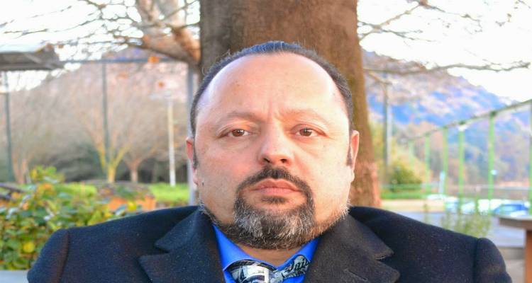 &laquo;&Delta;&epsilon;&nu; έ&chi;&epsilon;&iota; &kappa;&alpha;&theta;ό&lambda;&omicron;&upsilon; &lambda;&epsilon;&phi;&tau;ά&raquo; | &Eta; &Tau;&rho;ά&pi;&epsilon;&zeta;&alpha; &tau;&eta;&sigmaf; &Epsilon;&lambda;&lambda;ά&delta;&omicron;&sigmaf; &laquo;&xi;&epsilon;&sigma;&kappa;&epsilon;&pi;ά&zeta;&epsilon;&iota;&raquo; &tau;&omicron;&nu; &alpha;&pi;έ&nu;&tau;&alpha;&rho;&omicron; &Sigma;ώ&rho;&rho;&alpha;