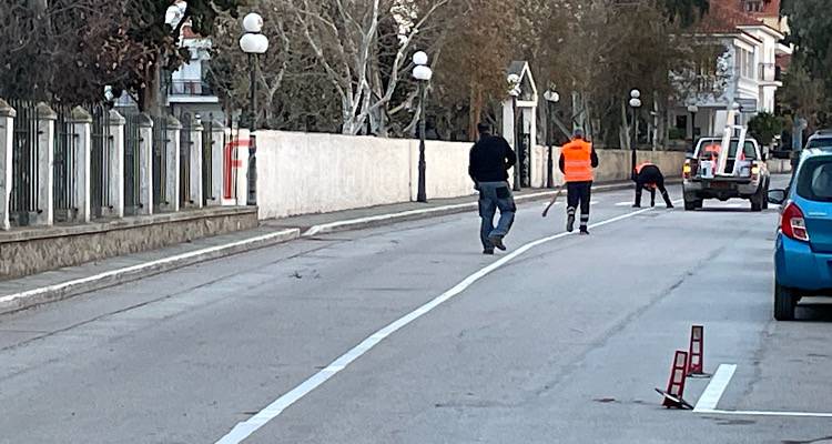 Λήμνος: Αλλαγή πολιτικής από τον Δήμο Λήμνου | Παρελθόν τα κολωνάκια στην Μητροπόλεως (photos)