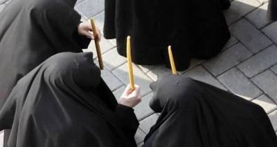 Λήμνος: Αντί για μοναστήρι, αυτόφωρο | Συνελήφθησαν ψευτομοναχές για παρεμπόριο!