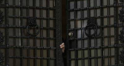 &Mu;&epsilon;&tau;&omega;&pi;&iota;&kappa;ή &kappa;&upsilon;&beta;έ&rho;&nu;&eta;&sigma;&eta;&sigmaf; &mu;&epsilon; &Delta;&Nu;&Tau; &kappa;&alpha;&iota; &Sigma;ό&iota;&mu;&pi;&lambda;&epsilon;, &mu;&epsilon; &tau;&eta;&nu; &alpha;&xi;&iota;&omicron;&lambda;ό&gamma;&eta;&sigma;&eta; &sigma;&tau;&omicron;&nu; &alpha;έ&rho;&alpha;