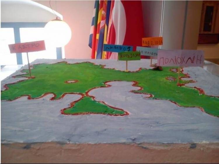 Έκθεση κατασκευών και ζωγραφικής από τους μικρούς του Κοντιά