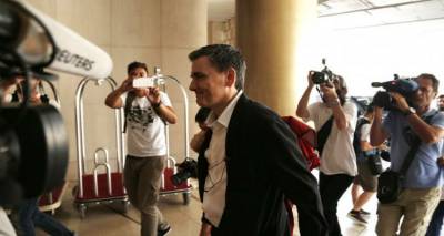 &Delta;&iota;&alpha;&pi;&rho;&alpha;&gamma;&mu;ά&tau;&epsilon;&upsilon;&sigma;&eta; &mu;&epsilon; &delta;&alpha;&nu;&epsilon;&iota;&sigma;&tau;έ&sigmaf;: &Mu;&epsilon;&tau;&rho;ά &upsilon;&pi;&omicron;&chi;&omega;&rho;ή&sigma;&epsilon;&iota;&sigmaf;, &pi;&alpha;&rho;&alpha;&kappa;&omicron;&lambda;&omicron;&upsilon;&theta;&epsilon;ί &alpha;&nu;&tau;&iota;&delta;&rho;ά&sigma;&epsilon;&iota;&sigmaf; &eta; &kappa;&upsilon;&beta;έ&rho;&nu;&eta;&sigma;&eta;