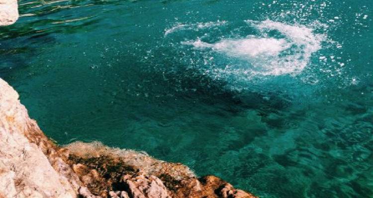 &Omicron;&iota; &omicron;&mu;&omicron;&rho;&phi;&iota;έ&sigmaf; &tau;&eta;&sigmaf; &Lambda;ή&mu;&nu;&omicron;&upsilon;