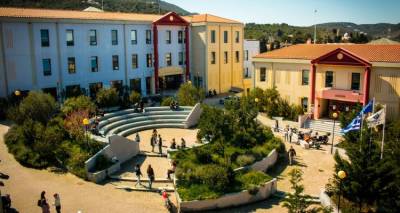 &Delta;&iota;έ&rho;&rho;&epsilon;&upsilon;&sigma;&alpha;&nu; &alpha;&rho;&chi;&epsilon;ί&alpha; &pi;&omicron;&upsilon; &upsilon;&pi;&omicron;&kappa;&lambda;ά&pi;&eta;&kappa;&alpha;&nu; &alpha;&pi;ό &tau;&omicron; &Pi;&alpha;&nu;. &Alpha;&iota;&gamma;&alpha;ί&omicron;&upsilon;