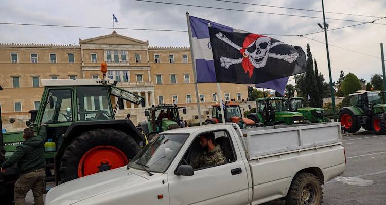 &Omicron;&iota; &alpha;&gamma;&rho;ό&tau;&epsilon;&sigmaf; &alpha;&pi;&omicron;&phi;&alpha;&sigma;ί&zeta;&omicron;&upsilon;&nu; &sigma;&tau;&alpha; &mu;&pi;&lambda;ό&kappa;&alpha; &kappa;&alpha;&iota; &omicron;&iota; &mu;&epsilon;&lambda;&iota;&sigma;&sigma;&omicron;&kappa;ό&mu;&omicron;&iota; &sigma;&upsilon;&gamma;&kappa;&epsilon;&nu;&tau;&rho;ώ&nu;&omicron;&nu;&tau;&alpha;&iota; &sigma;&tau;&omicron; &Sigma;ύ&nu;&tau;&alpha;&gamma;&mu;&alpha;