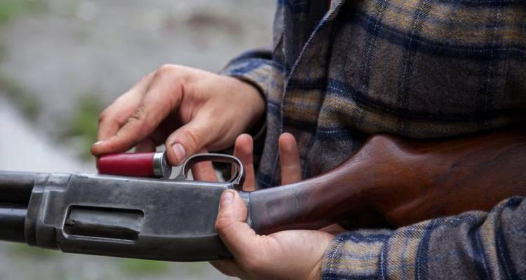 &Sigma;&kappa;ύ&delta;&rho;&alpha;: 75&chi;&rho;&omicron;&nu;&omicron;&sigmaf; &omicron;&mu;&omicron;&lambda;ό&gamma;&eta;&sigma;&epsilon; &tau;&eta;&nu; &delta;&omicron;&lambda;&omicron;&phi;&omicron;&nu;ί&alpha; 72&chi;&rho;&omicron;&nu;&omicron;&upsilon; | &Tau;&omicron;&nu; &pi;&upsilon;&rho;&omicron;&beta;ό&lambda;&eta;&sigma;&epsilon;, &tau;&omicron;&nu; έ&sigma;&upsilon;&rho;&epsilon; &mu;&epsilon; &tau;&omicron; &mu;&eta;&chi;&alpha;&nu;ά&kappa;&iota; &kappa;&alpha;&iota; &tau;&omicron;&nu; &pi;έ&tau;&alpha;&xi;&epsilon;
