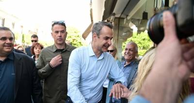 &Mu;&eta;&tau;&sigma;&omicron;&tau;ά&kappa;&eta;&sigmaf;: &laquo;&Eta; &sigma;&upsilon;&nu;έ&pi;&epsilon;&iota;&alpha; &pi;&omicron;&upsilon; &sigma;&upsilon;&nu;&delta;έ&epsilon;&iota; &delta;&epsilon;&sigma;&mu;&epsilon;ύ&sigma;&epsilon;&iota;&sigmaf; &kappa;&alpha;&iota; &alpha;&pi;&omicron;&tau;&epsilon;&lambda;έ&sigma;&mu;&alpha;&tau;&alpha; &chi;&tau;ί&zeta;&epsilon;&iota; &tau;&eta;&nu; &epsilon;&mu;&pi;&iota;&sigma;&tau;&omicron;&sigma;ύ&nu;&eta; - &Epsilon;&pi;&iota;&lambda;έ&gamma;&omicron;&upsilon;&mu;&epsilon; &tau;&eta; &sigma;ύ&gamma;&kappa;&rho;&iota;&sigma;&eta; &alpha;&nu;&tau;ί &tau;&eta;&sigmaf; &sigma;ύ&gamma;&kappa;&rho;&omicron;&upsilon;&sigma;&eta;&sigmaf;