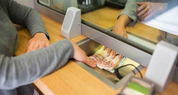 &Kappa;&lambda;&epsilon;ί&nu;&omicron;&upsilon;&nu; &tau;&alpha; &tau;&alpha;&mu;&epsilon;ί&alpha; &tau;&omicron;&upsilon; &Delta;ή&mu;&omicron;&upsilon; &Lambda;ή&mu;&nu;&omicron;&upsilon;