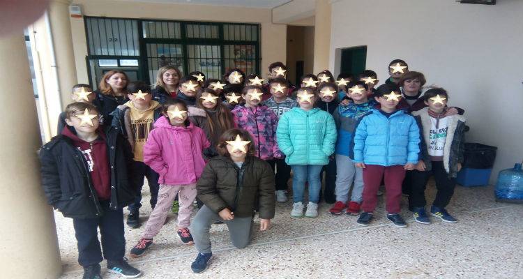 &laquo;&Gamma;&upsilon;&mu;&nu;ά&sigma;&iota;&omicron; &Epsilon;&rho;&chi;ό&mu;&alpha;&sigma;&tau;&epsilon;&raquo; &epsilon;ί&pi;&alpha;&nu; &omicron;&iota; &mu;&alpha;&theta;&eta;&tau;έ&sigmaf; &tau;&eta;&sigmaf; &Sigma;&Tau; &tau;ά&xi;&eta;&sigmaf; &tau;&omicron;&upsilon; 1&omicron;&upsilon; &Delta;&eta;&mu;&omicron;&tau;&iota;&kappa;&omicron;ύ (photos)