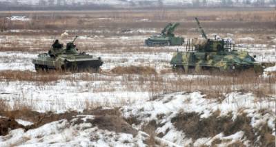 Τύμπανα πολέμου: Πάνω από 100 φορτηγά με στρατιώτες κατευθύνονται στα σύνορα