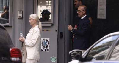 &Theta;ά&nu;&alpha;&tau;&omicron;&sigmaf; &Mu;&alpha;&zeta;&omega;&nu;ά&kappa;&eta;: &Kappa;&alpha;&tau;έ&theta;&epsilon;&sigma;&epsilon; &eta; 19&chi;&rho;&omicron;&nu;&eta; &kappa;ό&rho;&eta; &tau;&omega;&nu; &gamma;&iota;&alpha;&tau;&rho;ώ&nu;, &upsilon;&pi;&omicron;&sigma;&tau;ή&rho;&iota;&xi;&epsilon; ό&tau;&iota; &tau;&eta;&sigmaf; έ&kappa;&alpha;&nu;&epsilon; &pi;&lambda;&alpha;&sigma;&mu;&alpha;&phi;&alpha;ί&rho;&epsilon;&sigma;&eta; &tau;&omicron;&nu; &Alpha;ύ&gamma;&omicron;&upsilon;&sigma;&tau;&omicron; &eta; &mu;&eta;&tau;έ&rho;&alpha; &tau;&eta;&sigmaf;