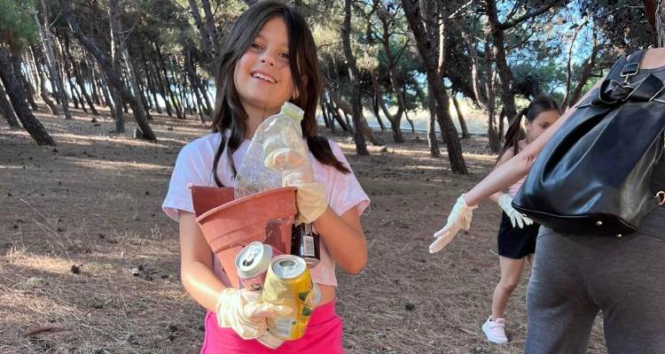 &Pi;&iota;&omicron; &kappa;&alpha;&theta;&alpha;&rho;ό &tau;&omicron; &delta;&alpha;&sigma;ά&kappa;&iota; &tau;&eta;&sigmaf; &Nu;έ&alpha;&sigmaf; &Kappa;&omicron;ύ&tau;&alpha;&lambda;&eta;&sigmaf;!